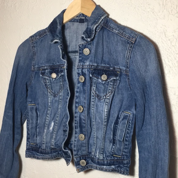 American Eagle Outfitters Jackets & Blazers - AE Classic Distressed Jean Jacket - XS